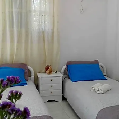 Remvi Aparthotel Parikia (Paros)